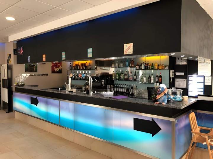 L'ambiance chaleureuse de notre brasserie traditionnelle